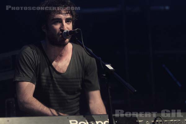 THE CORONAS - 2011-01-31 - PARIS - La Cigale - 